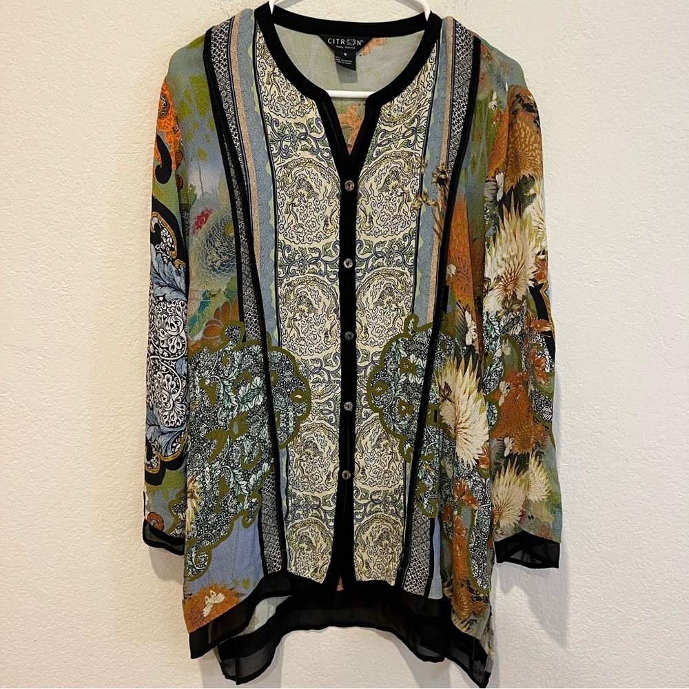 Citron Butterfly Radiance Glow Silk Tunic - Picture 4 of 8